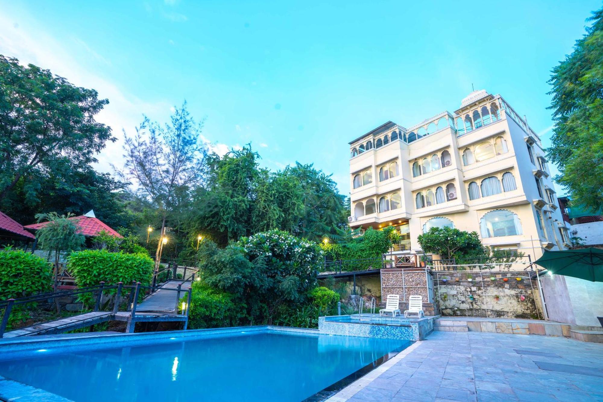 Treebo The Aravali Getaway Hotel Udaipur Eksteriør billede